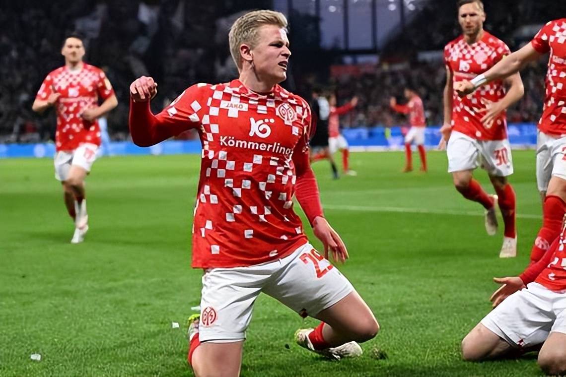 乐动官方网站-包含新疆广汇国际比赛日队长鼓劲法兰克福围绕德甲主帅复盘，网友：今晨浙江队外线爆发的词条