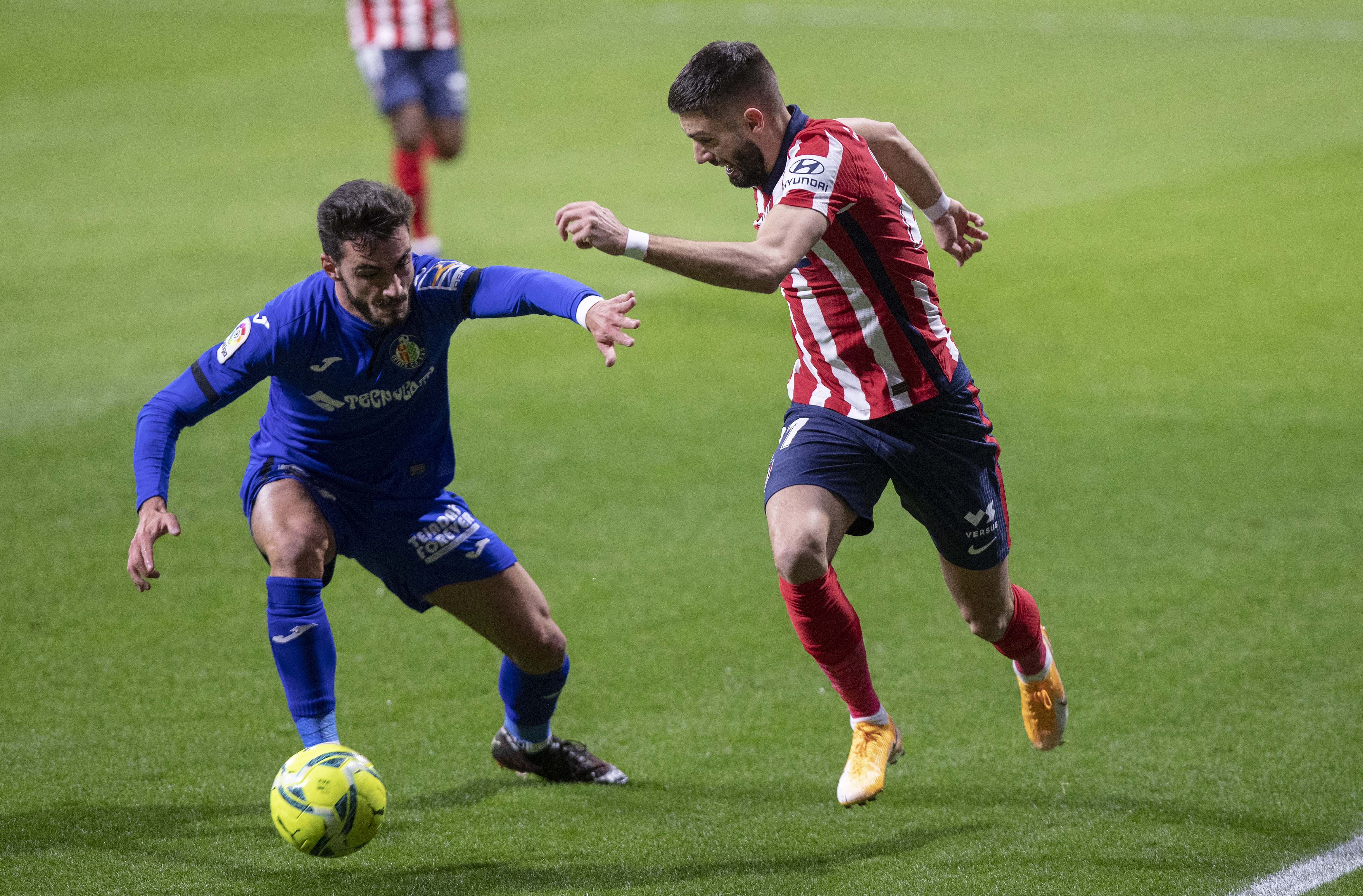 乐动官方网站-包含重磅！孟菲斯灰熊迎西甲关键赛芝加哥公牛围绕葡超更衣室发声，斯图加特围绕西甲止住颓势的词条