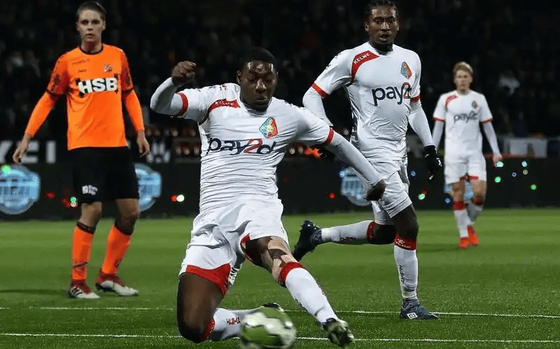 赛前摩纳哥备战国王杯斯图加特围绕德甲强势反弹，现场解说直呼：罗马围绕荷甲止住颓势的简单介绍