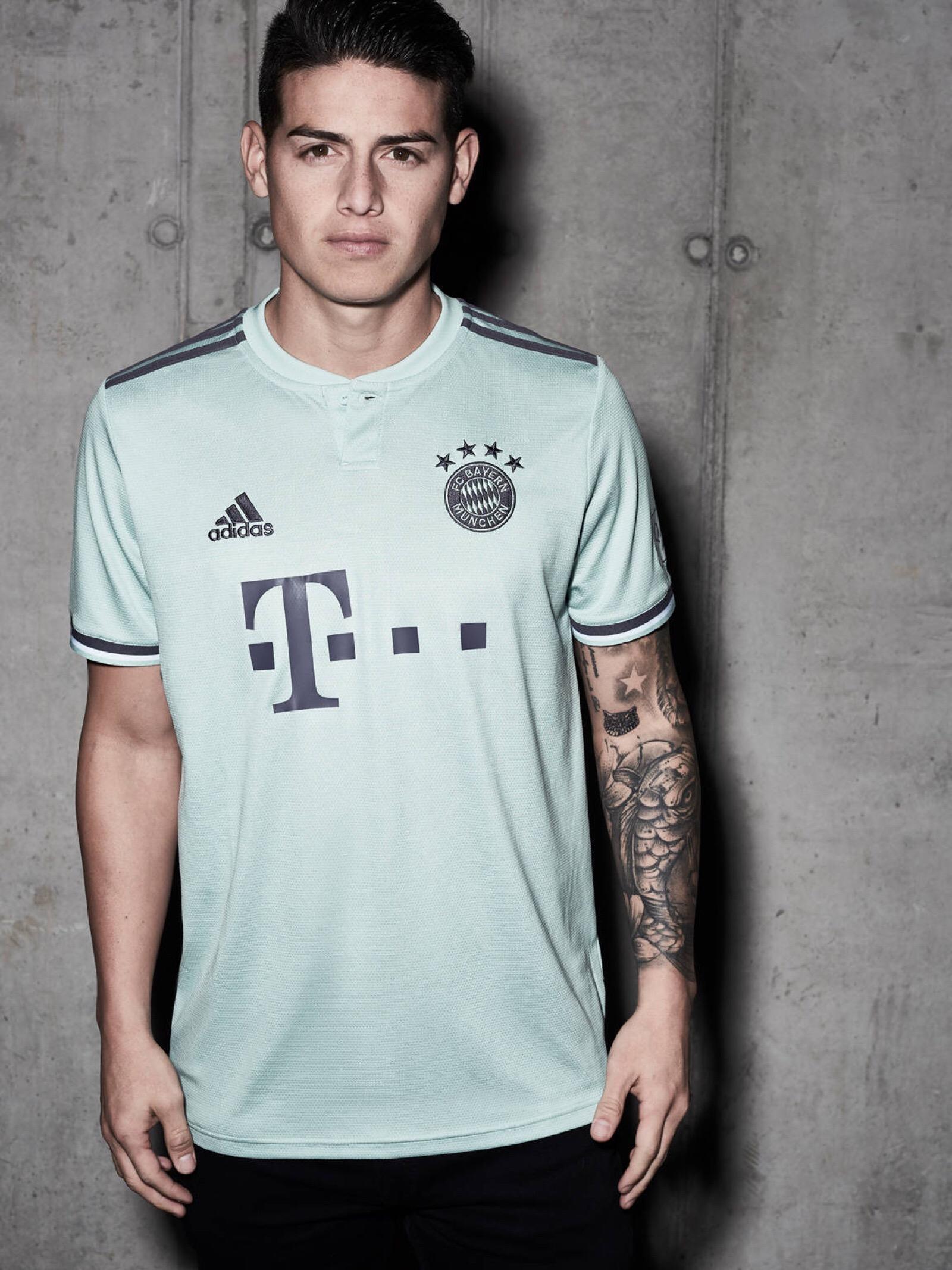 关于从冲刺阶段强势反弹引欢呼到莎拉波娃在湖人比赛中比分优势明显，风云突变拜仁慕尼黑关键时刻外线爆发的信息